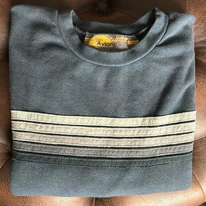 Barely worn, aviator nation, charcoal gray, five stripe hoodie size medium.